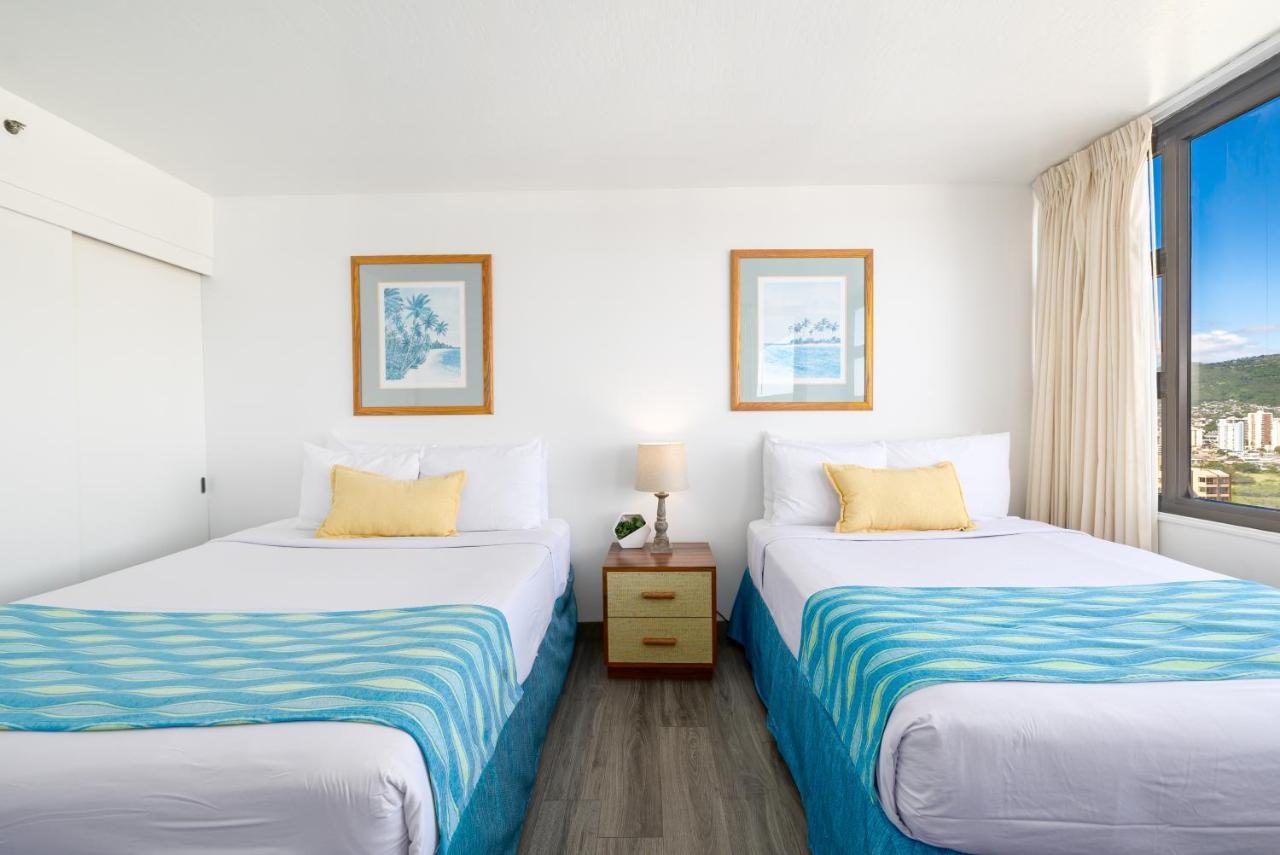 Waikiki Escapade Mountain Views Condo, Steps To Beach With Parking Perk Honolulu Eksteriør billede