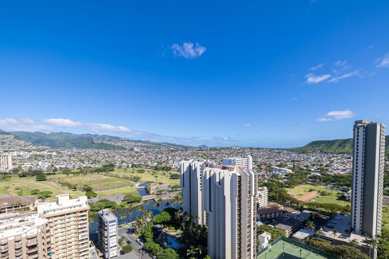 Waikiki Escapade Mountain Views Condo, Steps To Beach With Parking Perk Honolulu Eksteriør billede